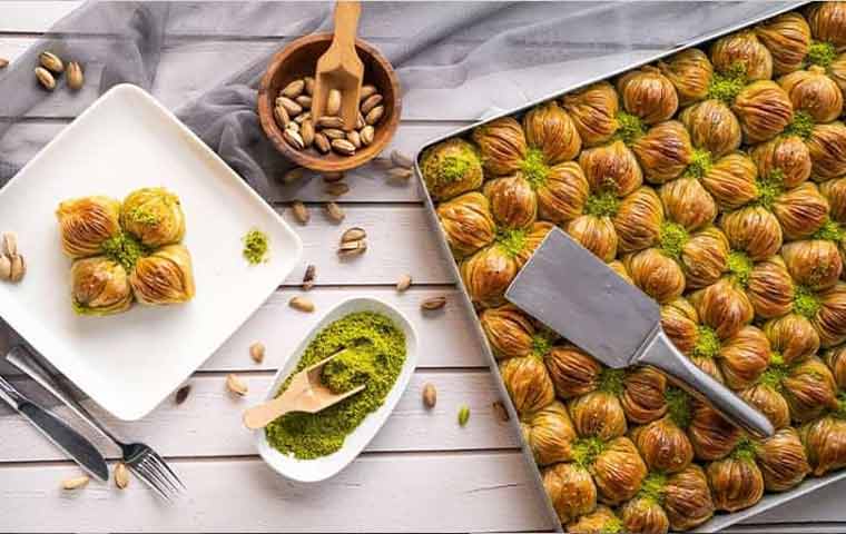 خرید شیرینی ترکیه ای